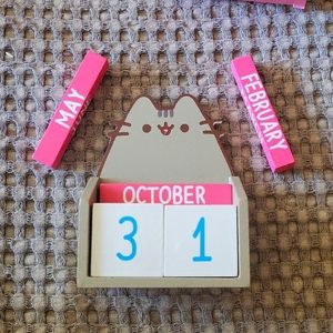 Pusheen Wooden Block Calendar
